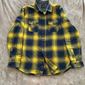 Vans Men’s Plaid Flannel Button Down Shirt – Size L